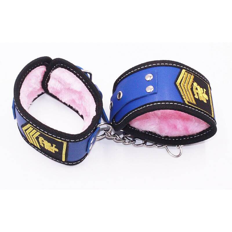 Kit Bondage - Kit Marinheira Sexy com Algema, Tornozeleira, Coleira, Venda, Guia, Chicote e Mordaça - Contém 7 Itens - 5