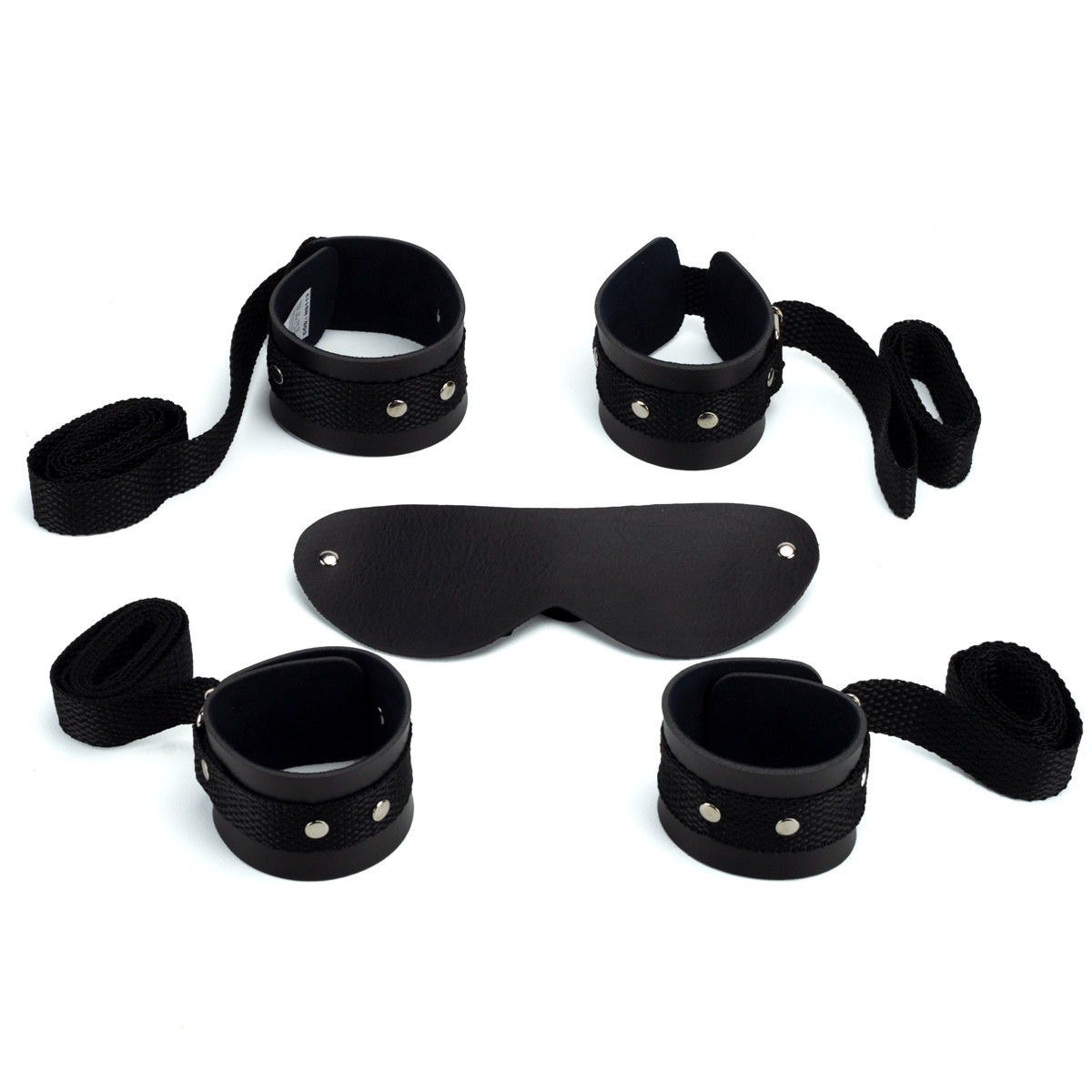 Kit Bondage com Venda para os Olhos em Couro Montana e 4 Amarras - Exclusiva Linha Sado - 2