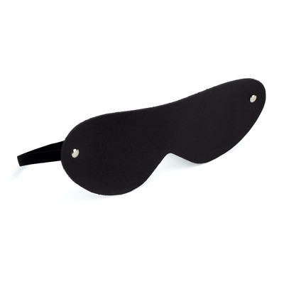 Foto 3 do produto Kit Bondage com Venda para os Olhos em Couro Montana e 4 Amarras - Exclusiva Linha Sado