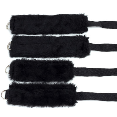 Foto 2 do produto Kit Bondage com Venda para os Olhos em Couro Montana e 4 Amarras em Pelúcia - Exclusiva Linha Sado