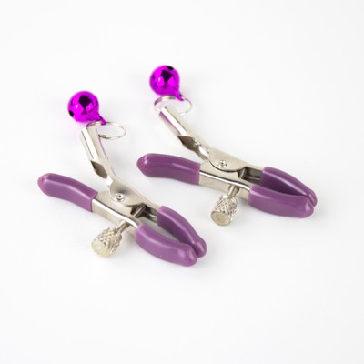 Foto 3 do produto Kit Fetiche em Pelúcia com Tiara de gatinho, Plug Anal com Rabo de Coelho, Grampos Para os Seios com Guizo e Coleira de Coração - Sexy Import