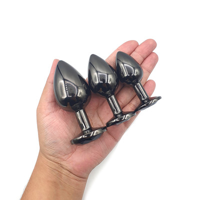 Foto 4 do produto Kit de Plug Anal Cônico com 3 Tamanhos em Metal e Detalhe de Joia na Base - Evolved Black Anal Plug Set Large Medium & Small