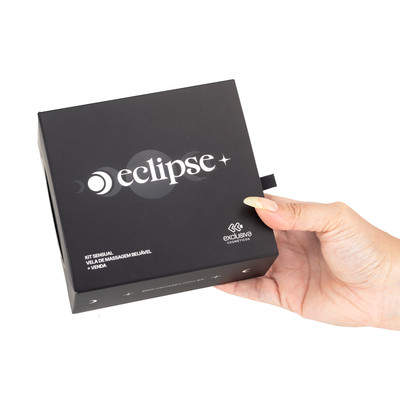 Kit com Venda e Vela para Massagem Corporal Beijável - Exclusiva Eclipse | Disponível em 3 Cores
