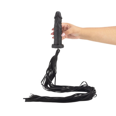 Chicote com Tiras em Couro Sintético e Cabo no Formato de Prótese Peniana Realística - La Pimienta Sado | 86 cm