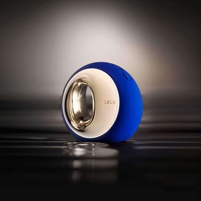 Foto 2 do produto LELO Ora - Vibrador Estimulador de Clítoris Recarregável em Silicone Simulador de Sexo Oral com 10 Modos de Vibrações e Controle de Intensidade | Cor: Azul