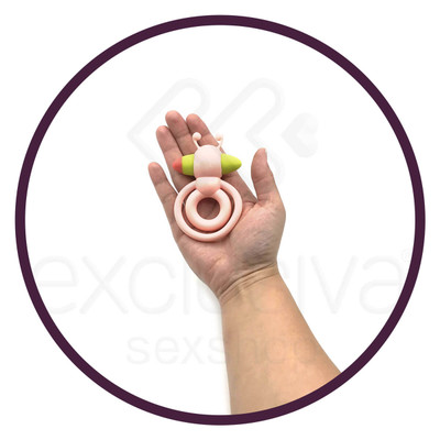 Foto 9 do produto Anel Peniano Duplo em Silicone com Estimulador Clitoriano e Vibração Única - Levett - 8,3 x 5,8 cm | Disponível em 4 Cores