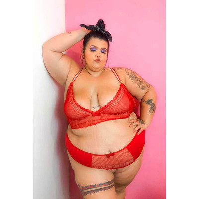 Lingerie Dully - Conjunto de Lingerie sem Bojo Plus Size Cropped Rendado Vermelho Rubi | Disponível em 3 Tamanhos
