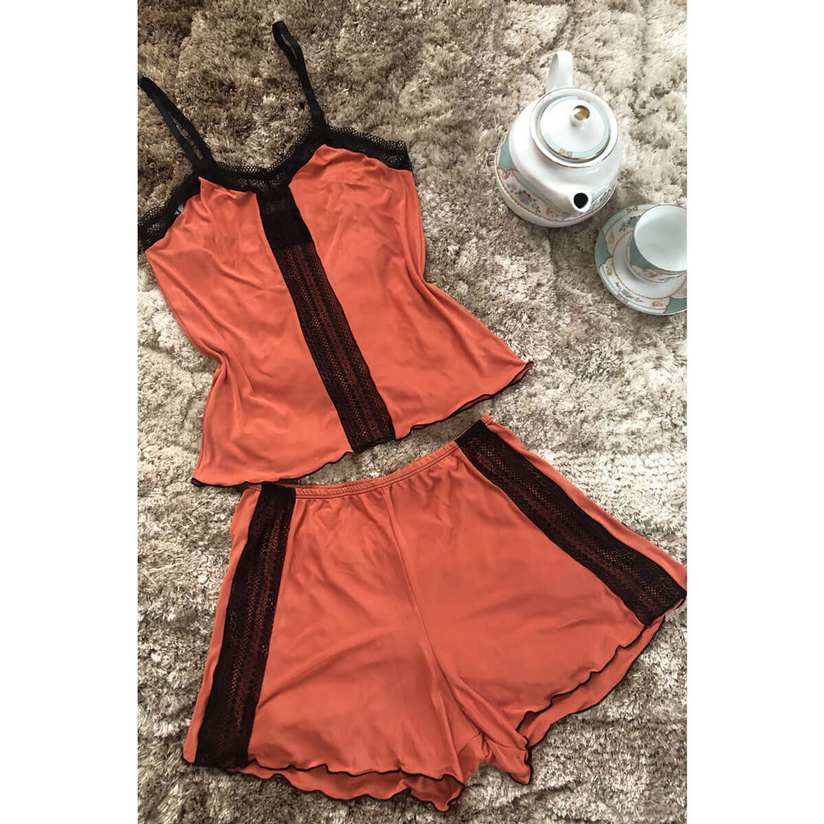 Short Doll em Liganete e Renda - Garota Veneno | Disponível em 3 Cores e 4 Tamanhos - 6