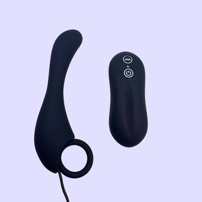 Foto 4 do produto Estimulador de Próstata em Silicone com 10 Modos de Vibração e Controle Remoto - Lover | 10 x 2,4 cm | Disponível em 3 Cores