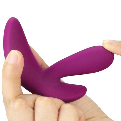 Foto 7 do produto Vibrador Estimulador de Ponto G, Clitóris e Ânus com 11 Modos de Vibração e Controle Remoto Sem Fio - Lovetoy 0 Sensual Remote Rider | 5,4 x 2,1 cm