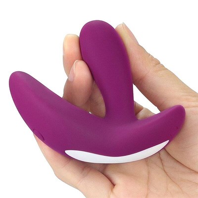 Foto 6 do produto Vibrador Estimulador de Ponto G, Clitóris e Ânus com 11 Modos de Vibração e Controle Remoto Sem Fio - Lovetoy 0 Sensual Remote Rider | 5,4 x 2,1 cm