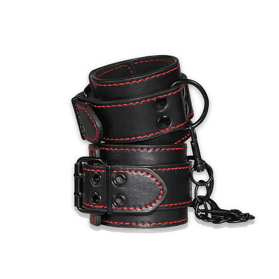 Foto 2 do produto Lovetoy Bondage Fetish - Tornozeleira em Couro Sintético com Corrente