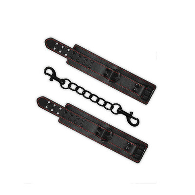 Foto 4 do produto Lovetoy Bondage Fetish - Tornozeleira em Couro Sintético com Corrente