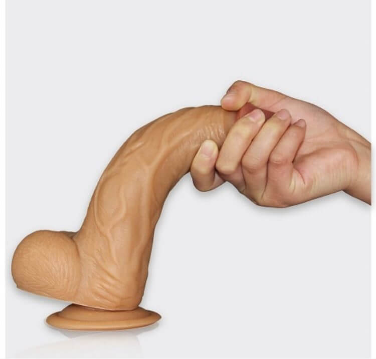 Lovetoy Real Extreme - Prótese Realística com Glande Definida, Veias Salientes, Escroto Avantajado e Ventosa, Possui 3 Modos de Vibrações - 17,5 x 4,2 cm - 5