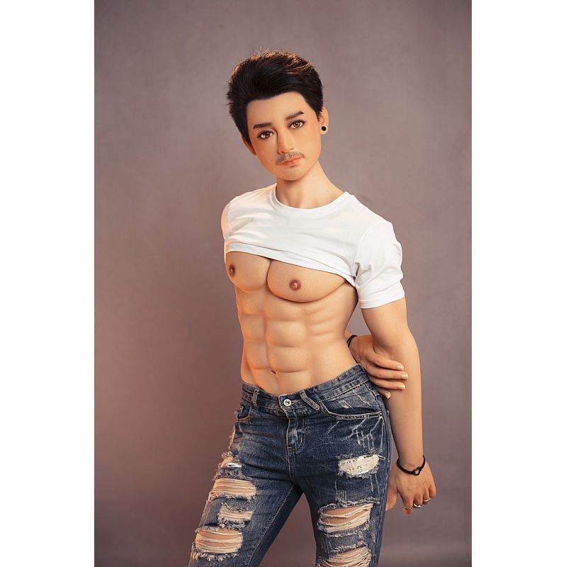 Luke - Boneco Realístico em TPE com Olhos Castanhos Claro, Cabelo Castanho, 2 Próteses Penianas, Vértebras em Aço e Acessórios - 45 Kg e 1,60 Metros de Altura - 5