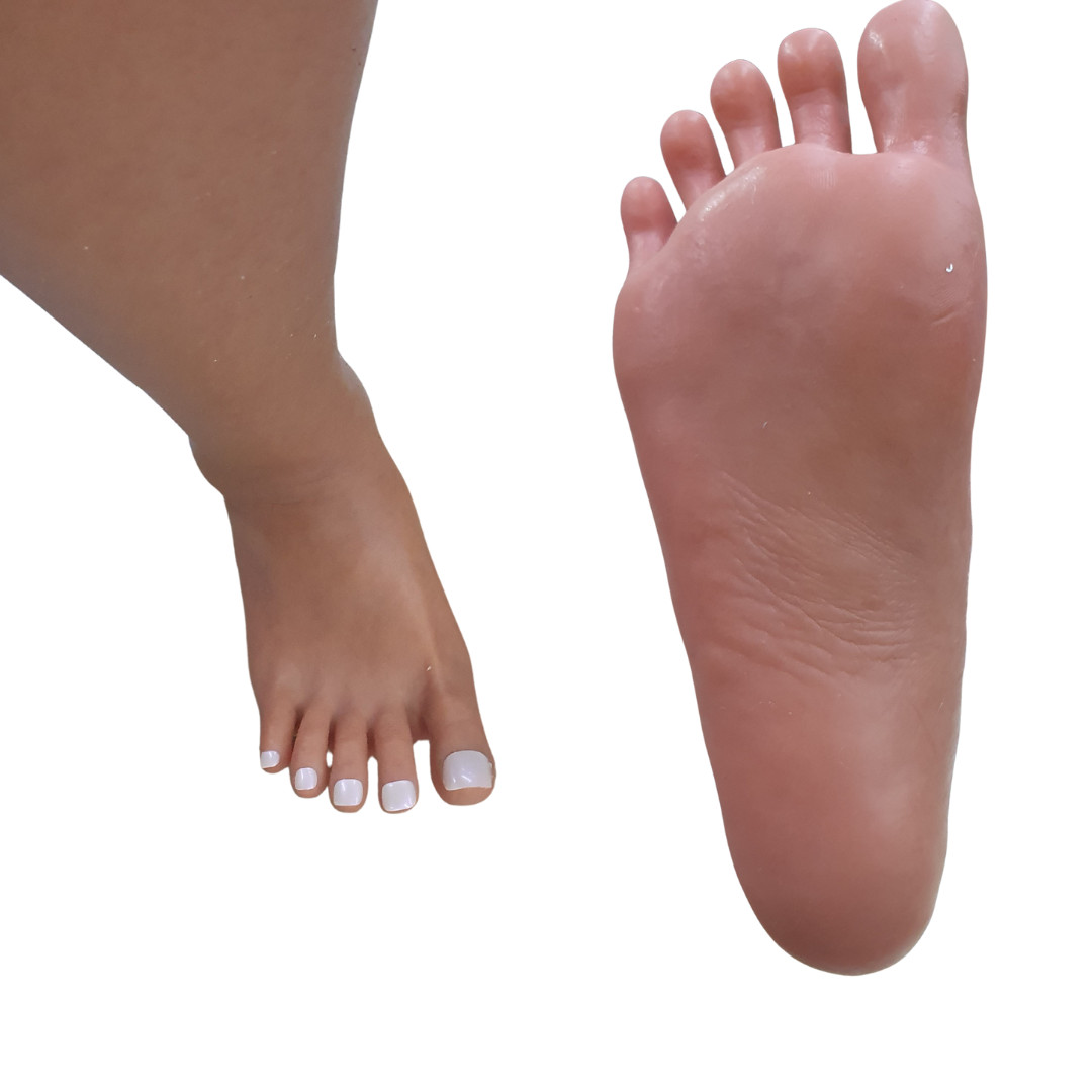 Luna - Boneca Realística em Silicone com Cabelos Longos, Olhos Castanhos, Seios Médios, Vértebras em Aço e Demais Acessórios - IronTech Doll | 42 kg e 164 Metros de Altura - 12