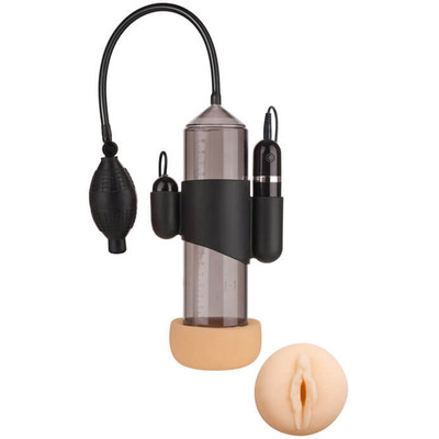 Foto 2 do produto Bomba Peniana Manual com Cápsula Vibratória de 10 Velocidades e Anel em Cyberskin - Lust Pumper |20 x 6 cm