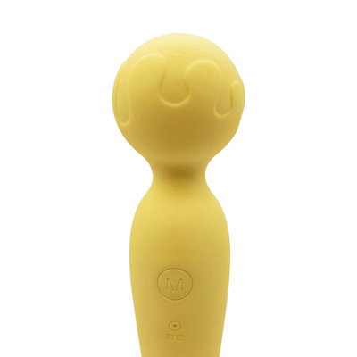 Foto 7 do produto Massageador Corporal em Silicone Super Macio, Recarregável e 10 Modos de Vibração - You Vibe | 14 x 4,2 cm | Disponível em 3 Cores