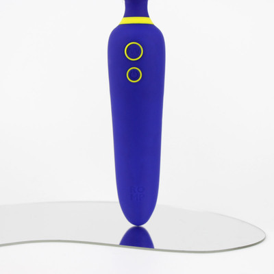 Foto 3 do produto Massageador Erótico em Silicone com Cabeça Flexível e 10 Modos de Vibração - ROMP Flip | 22,5 x 4,3 cm
