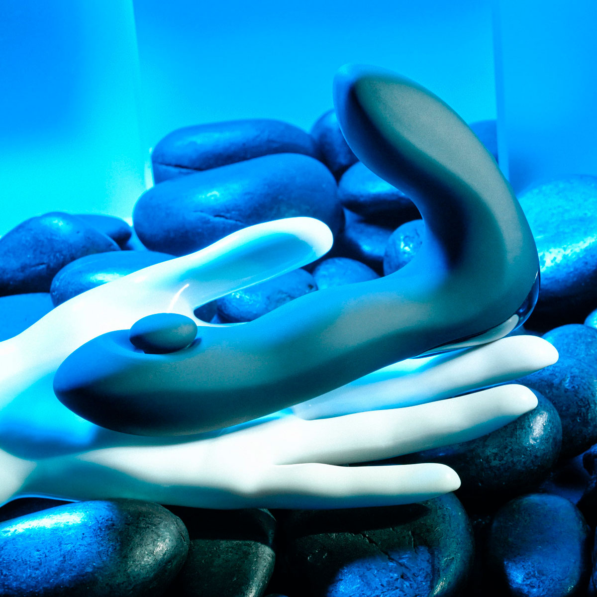 Massageador de Próstata e Períneo em Silicone com 10 Modos de Vibração, 2 Motores e Controle Remoto Sem Fio e Carregamento Via Cabo USB - Zero Tolerance Tap It | 11 x 3,2 cm - 6