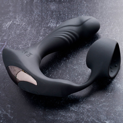 Foto 2 do produto Massageador de Próstata e Períneo em Silicone com Anel Peniano, 7 Modos de Vibração, Função Aquecimento e Controle Remoto Sem Fio - Zero Tolerance Strapped & Tapped | 9 x 3 cm