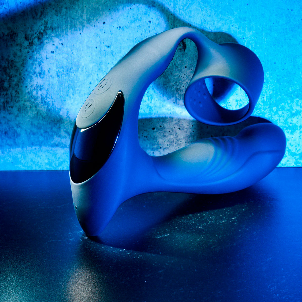 Massageador de Próstata e Períneo em Silicone com Anel Peniano, 7 Modos de Vibração, Função Aquecimento e Controle Remoto Sem Fio - Zero Tolerance Strapped & Tapped | 9 x 3 cm - 3