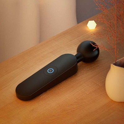 Foto 1 do produto Massageador Varinha Mágica em Silicone Soft Touch com 10 Modos de Vibração e Carregamento via Cabo USB - Lilo Ares I