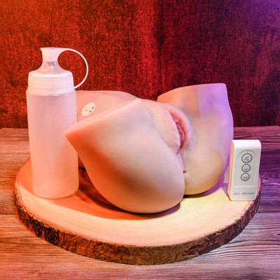 Masturbador com Cintura, Vagina e Ânus Penetráveis em TPE com 5 Modos de Vibração, Suções e Controle Remoto Sem Fio - Zero Tolerance Rear Beauty | 26 x 21 cm | Disponível em 2 Cores