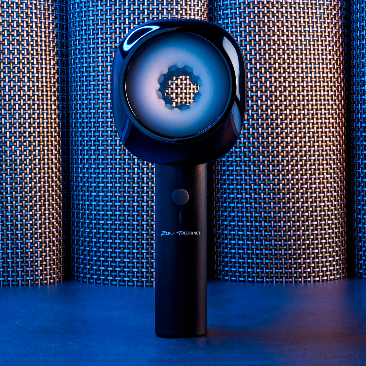 Masturbador com Design Ergonômico, 3 Velocidades de Movimento Vai e Vem, Recarregável e Resistente à Água - Zero Tolerance Let It Slide - 2