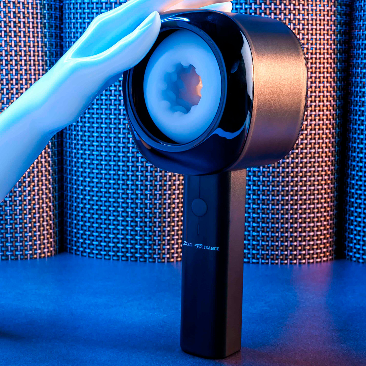 Masturbador com Design Ergonômico, 3 Velocidades de Movimento Vai e Vem, Recarregável e Resistente à Água - Zero Tolerance Let It Slide - 6