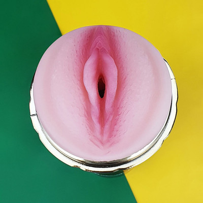 Masturbador Masculino em Formato de Lanterna com Vagina em TPE - Trophy Cup Vip Mix | 13,9 x 3,2 cm