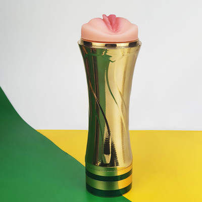 Foto 2 do produto Masturbador Masculino em Formato de Lanterna com Vagina em TPE - Trophy Cup Vip Mix | 13,9 x 3,2 cm