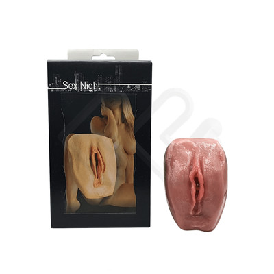 Masturbador Masculino em Formato de Vagina com Lábios - InNamorata Sex Night - 13,4 x 8,6 cm