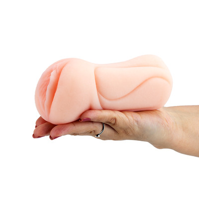 Masturbador Masculino em TPE no formato de Vagina com Fissuras e Texturas Internas - Lilo | 13,5 x 3 cm
