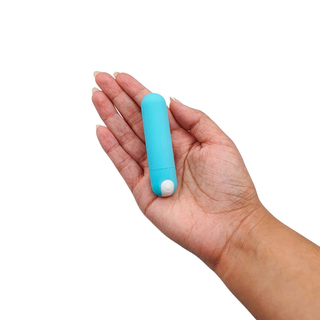 Mini Bullet em Abs e Silicone com 10 modos de Vibração e Carregamento Via Cabo Usb - Intt Toys Good Vibes Only Intt Wellness | 7,8 x 2 cm - 4