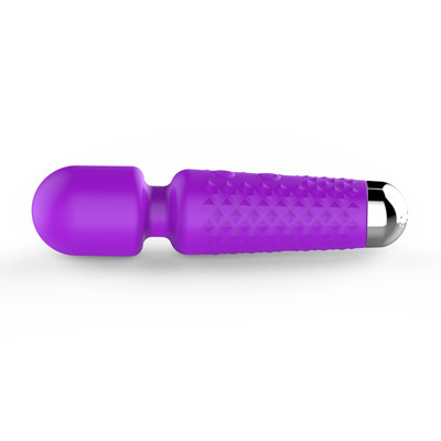 Foto 9 do produto Mini Massageador Corporal em Silicone com 16 Modos de Vibração e Carregamento Via Cabo USB - YouVibe | 12,5 x 3 cm | Disponível em 3 Cores