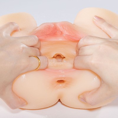 Foto 5 do produto Mini Masturbador Feito em TPR com Bunda Empinada, Vagina e Ânus Penetráveis Com Texturas - SI | 19 x 17 cm