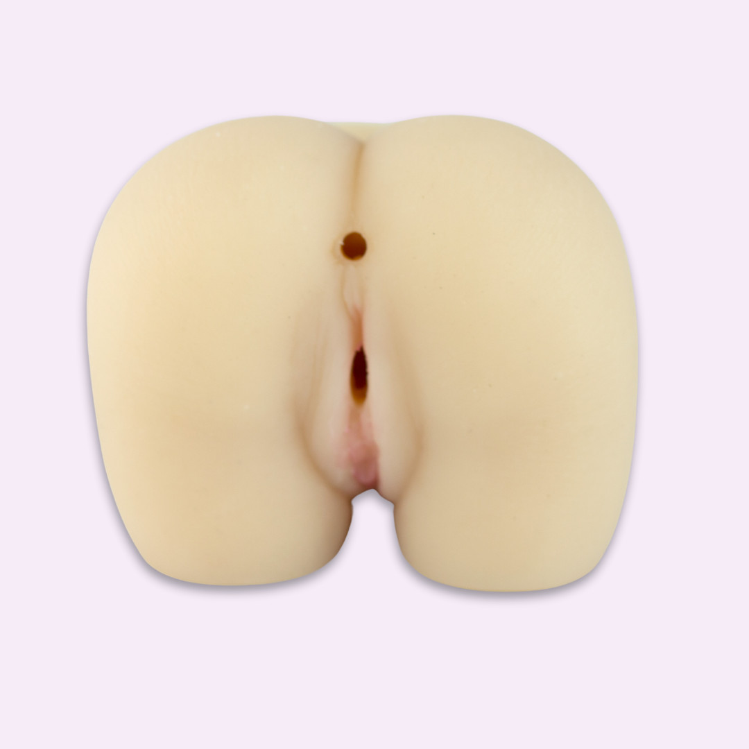 Mini Masturbador Masculino com Bunda Arrebitada, Vagina e Ânus Penetráveis em TPE - 11,6 x 9,4 cm - 2