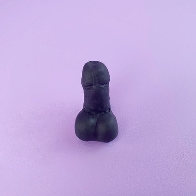 Foto 1 do produto Mini Pênis Erótico com Glande e Escroto Black - FestaChic | 4 x 1,3 cm