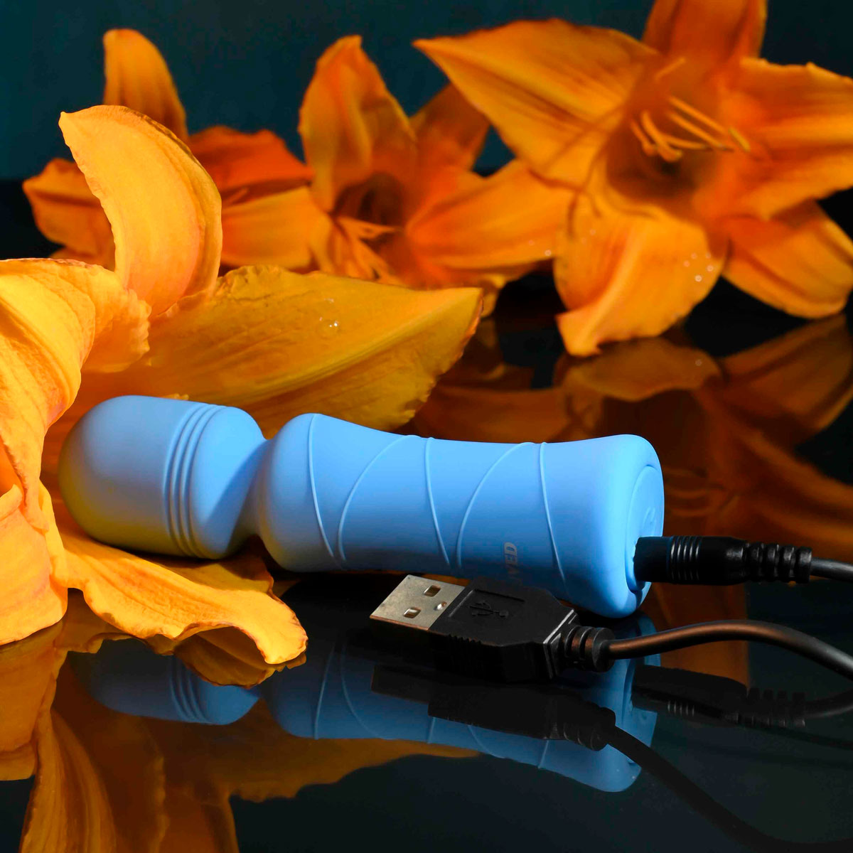 Mini Varinha Mágica Massageadora Recarregável, em Silicone com 7 Modos de Vibração - Evolved Out Of The Blue | 10 x 2,6 cm - 4