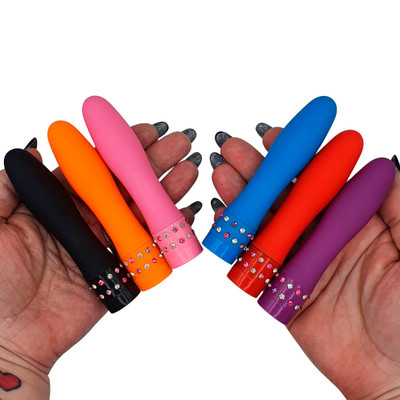 Foto 10 do produto Mini Vibrador Bullet no Formato de Personal em ABS com Multivelocidade e Strass na Base - Diamond Princess | 10,5 x 2 cm | Disponível em 6 Cores