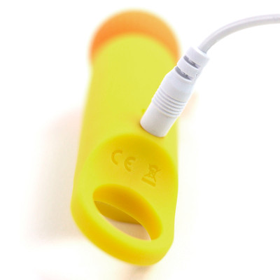 Foto 4 do produto Mini Vibrador Massageador em Silicone com 10 Modos de Vibração e Carregamento via Cabo USB - Topo Toys | 12,8 x  3,1 cm