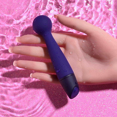 Mini Vibrador Massageador em Silicone, 10 Modos de Vibração e Recarregável via USB - Selopa Gumball | 13,3 x 2,9 cm