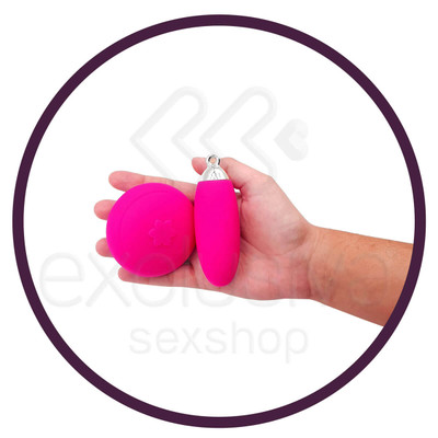 Foto 5 do produto NLS - Cápsula vibratória Recarregável em Silicone com Controle Remoto e 7 Modos de Vibrações - 9 x 3 cm