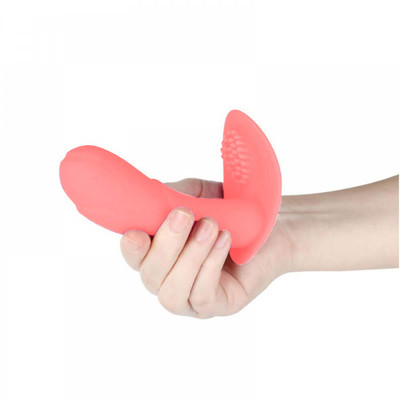 Foto 6 do produto Estimulador de Clítoris com Penetrador que Estimula o Ponto G Recarregável, 7 Modos de Pulsações, Resistência à Água e Controle Remoto - Papa Massage - 13,5 x 3,4 cm | Cor: Rosa
