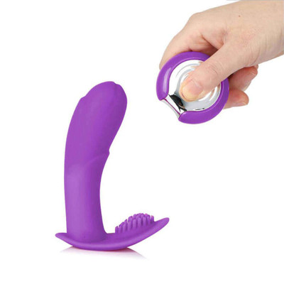 Foto 6 do produto Papa Massage - Estimulador de Clítoris com Penetrador que Estimula o Ponto G Recarregável, 7 Modos de Pulsações, Resistência à Água e Controle Remoto - 13,5 x 3,4 cm | Cor: Roxo