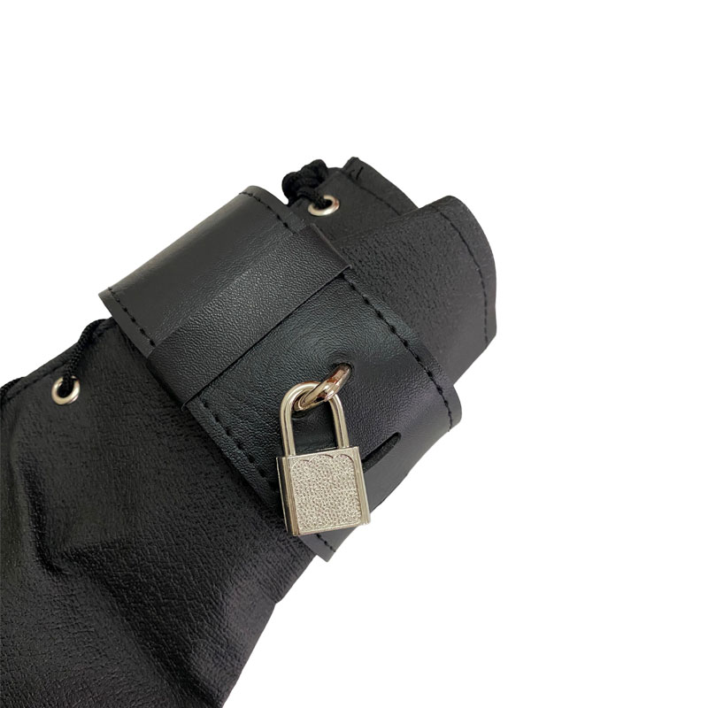 Par de Luvas Restritivas em Couro Sintético com Fivelas e Cadeados - 3R Import - 2