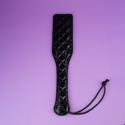 Foto 4 do produto Palmatória de Luxo em Couro Ecológico e Vinil - Aphrodisia Passionate Paddle | 32,7 x 7,2 cm | Disponível em 3 Cores