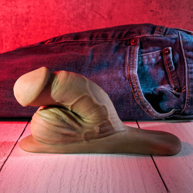 Pênis Packer Realista em TPE para dar Volume na Calça - Gender X 4" Packer Squishy - 9 x 3,3 cm | Disponível em 2 Cores - 6