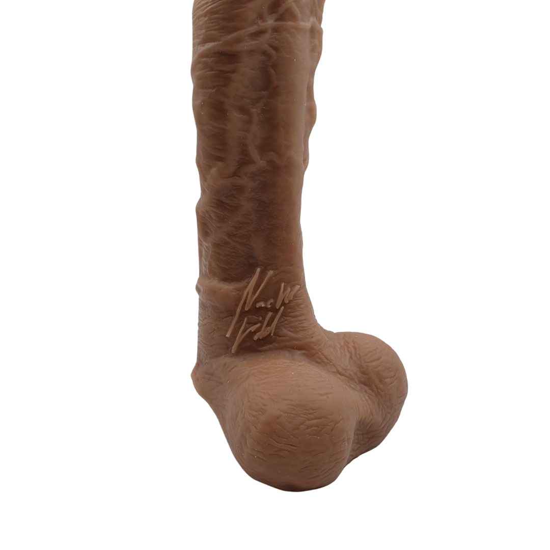 Prótese Peniana Realística Curvado com Glande Definida, Veias e Escroto - Magic Sexy | 20 x 5,2 cm | Disponível em 3 Cores - 11